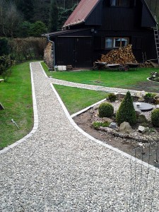 Zahradní domek, parkovací stání překrásná zahrada-W-GARDEN-Realizace zahrad0093